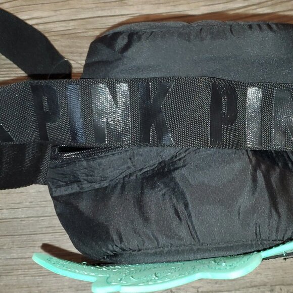 VSPink Insulated Pineapple Cooler Bag 🍕 🥪 🥙 🍕 - Picture 8 of 8